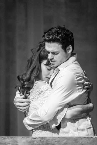 KBTC Romeo and Juliet Garrick Theatre Lily James (Juliet) Credit Johan Persson