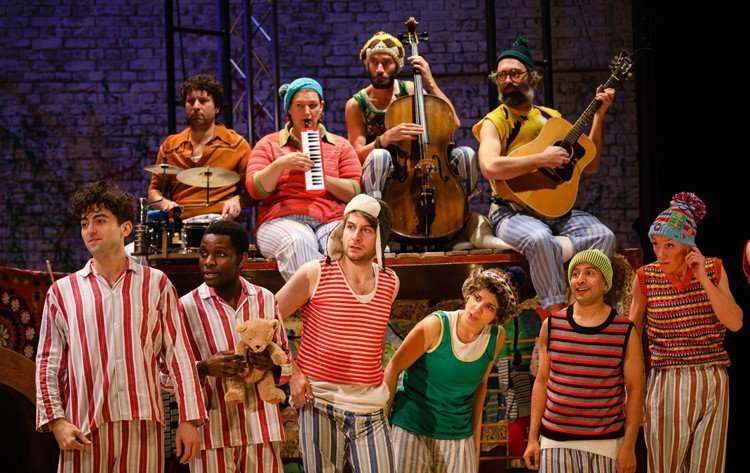 The cast of PETER PAN (c) Steve Tanner