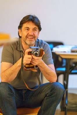Curtains. Tim Dutton (Douglas). Credit - Manuel Harlan