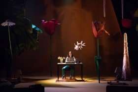 Amalia Vitale as Sandy in Beginners at Unicorn Theatre. Photo credit as Hugo Glendinning