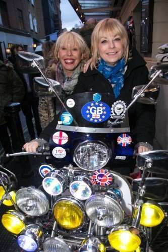 Barb Jungr & Mari Wilson at ALL OR NOTHING Gala Night. Credit Dan Wooller