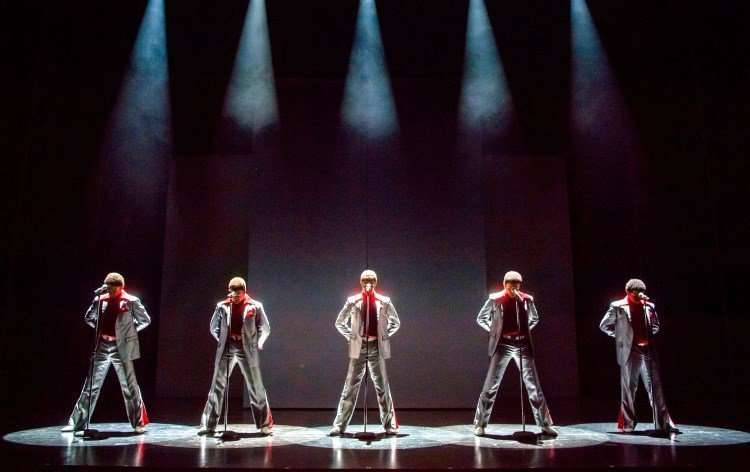 West-End-cast-of-Motown-the-Musical-Shaftesbury-Theatre-Photo-credit-Tristram-Kenton