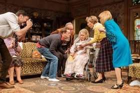 Curtains. Tim Dutton (Douglas), Leo Bill (Michael), Jonathan Coy (Geoffrey), Sandra Voe (Ida), Saskia Reeves (Katherine) & Wendy Nottingham (Margaret)