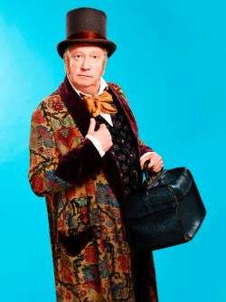 Mark Williams as Doctor Dolittle credit Simon Turtle
