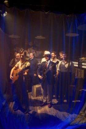 San Domino - The company Photo by Rachael Cummings