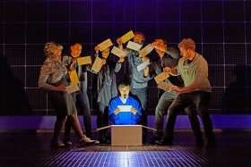 Curious Incident 2017-18 international touring cast. Photo by BrinkhoffMögenburg