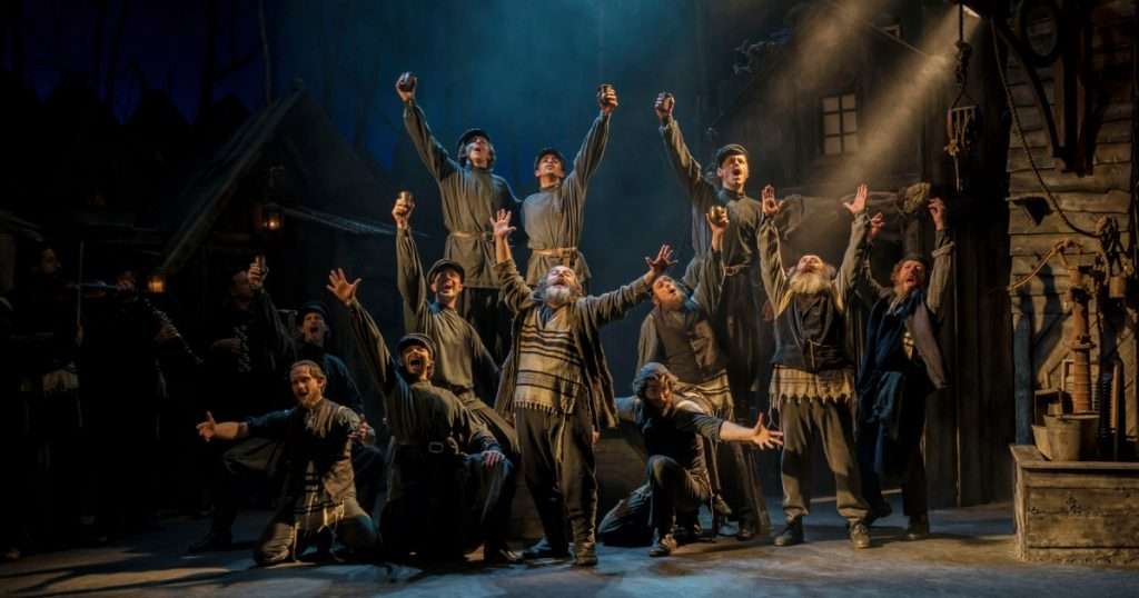 The West End cast of Fiddler on the Roof – credit Johan Persson