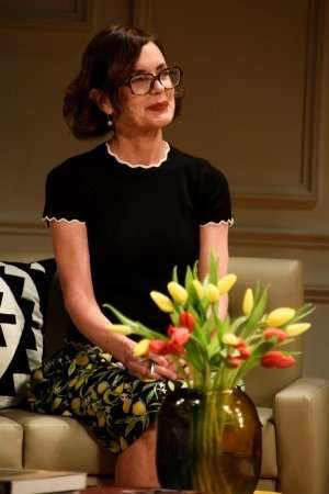 Elizabeth McGovern in God of Carnage at Theatre Royal Bath. Credit Nobby Clark