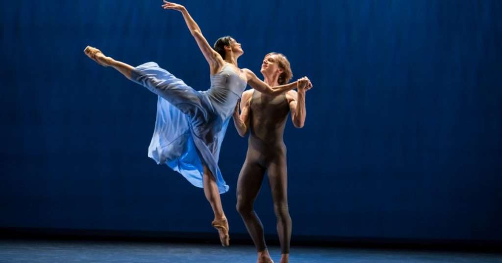 Natalia Osipova Pure Dance Valse Triste Dancers Natalia Osipova and David Hallberg - Johan Persson (c)