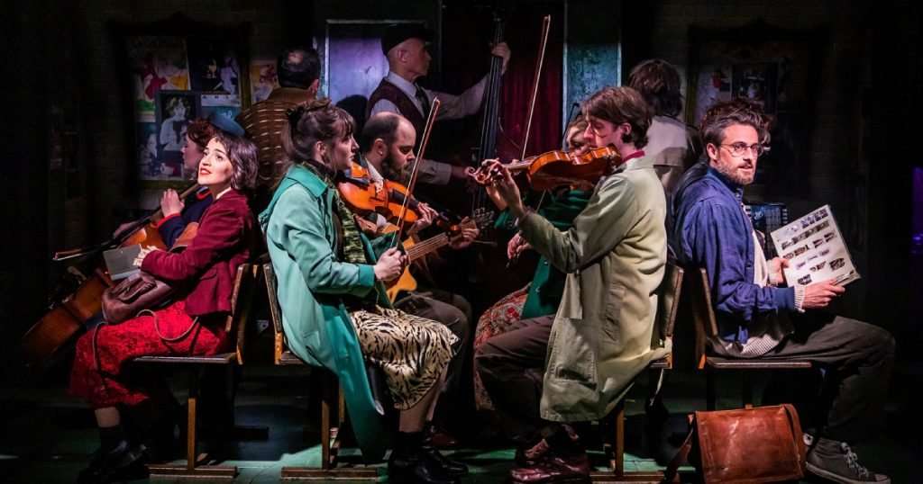 Amelie The Musical – Pamela Raith Photography.