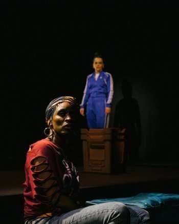 Death of England Closing Time at the National Theatre Sharon Duncan-Brewster and Hayley Squires © Feruza Afewerki.