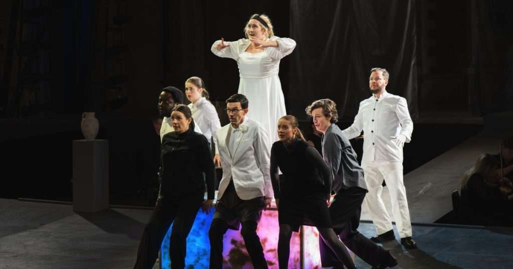 Semele at Opera Holland Park. Photo credit: Jennifer Hawthorn