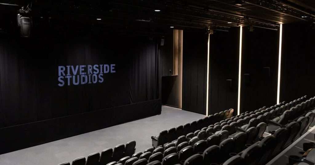 Yes I am! at Riverside Studios