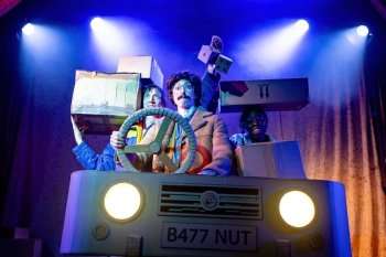Little Bulb's The Nutcracker at St Martin's Theatre. Photo credit: Steve Gregson