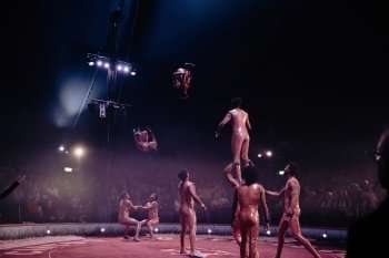 Giffords Circus: Waterfield. Photo credit: Jeff Moore